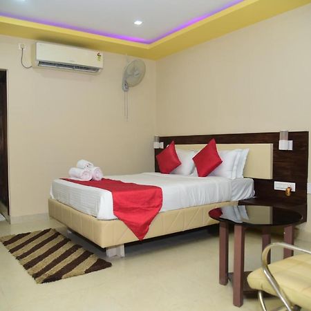 Bensen Hotel Пурі Екстер'єр фото