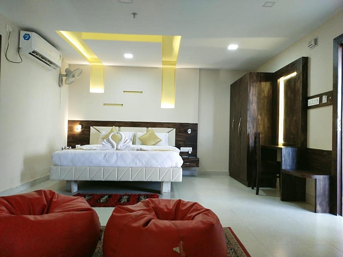 Bensen Hotel Пурі Екстер'єр фото